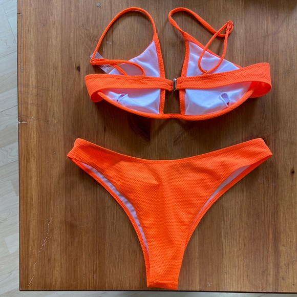 SHEIN Plain Textured Underwire Bikini Swimsuit - Size L - Colour Orange - Picture 4 of 4